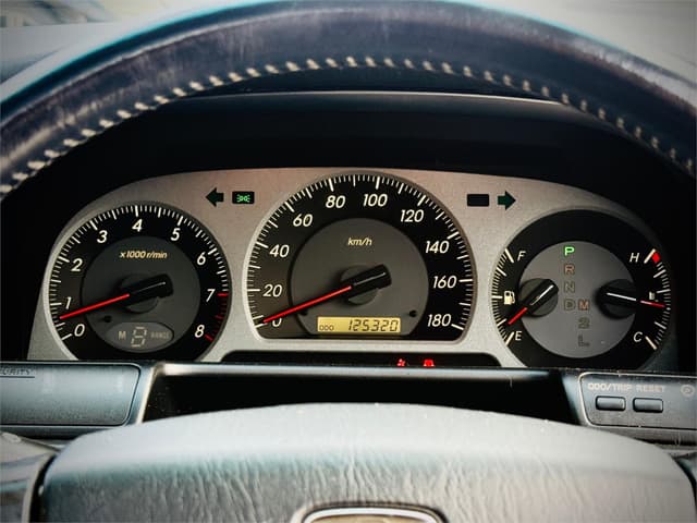 2003 Toyota Crown JDM car for sale — photo 16 of 25