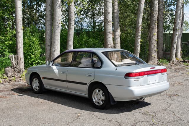 1996 Subaru Legacy JDM car for sale — photo 4 of 15