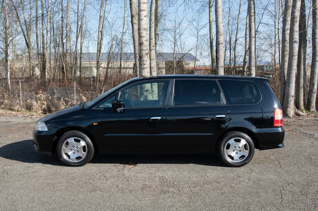 1999 Honda Odyssey JDM car for sale — photo 8 of 15