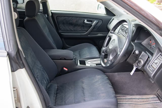2001 Nissan Stagea JDM car for sale — photo 8 of 15
