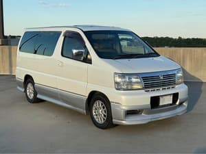 1998 Nissan Elgrand JDM car for sale