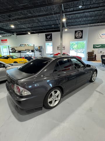 1998 Toyota Altezza JDM car for sale — photo 3 of 25