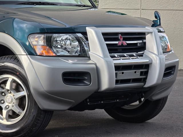1999 Mitsubishi Pajero JDM car for sale — photo 3 of 25