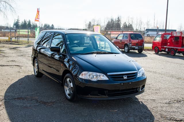 1999 Honda Odyssey JDM car for sale — photo 3 of 15