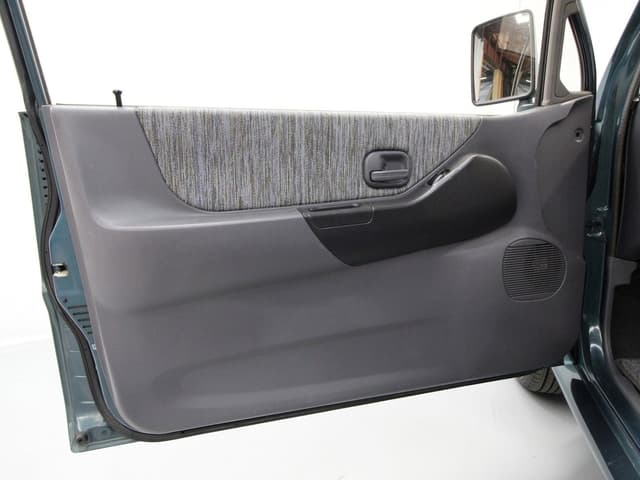 1994 Mitsubishi Toppo JDM car for sale — photo 20 of 25