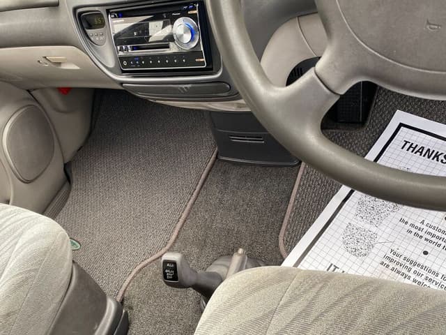 1995 Mitsubishi Delica JDM car for sale — photo 9 of 10