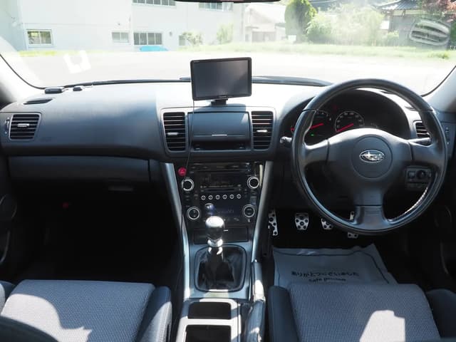 2005 Subaru Legacy JDM car for sale — photo 4 of 25