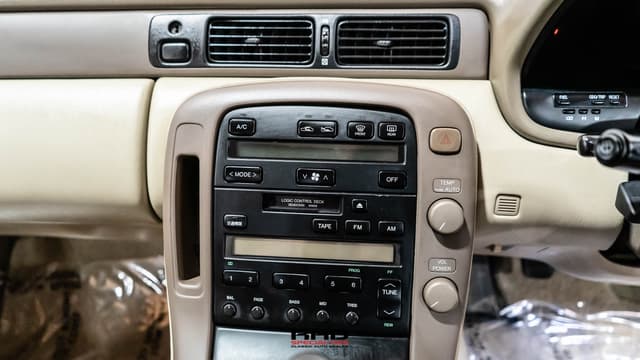 1991 Toyota Soarer JDM car for sale — photo 13 of 23