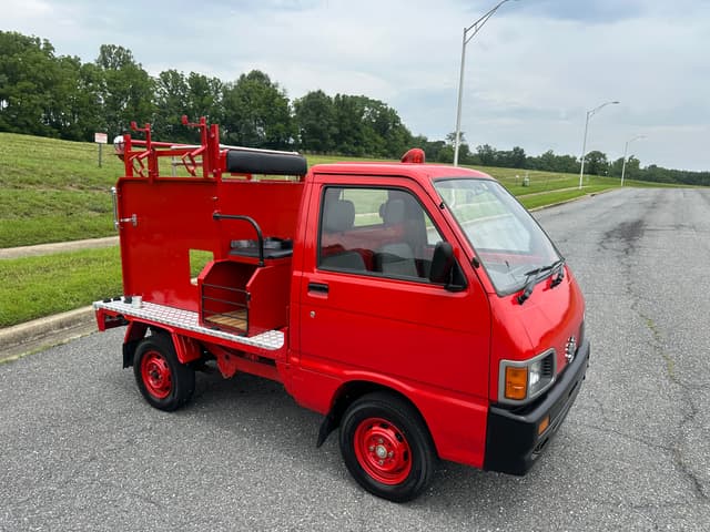 1993 Daihatsu Hijet JDM car for sale — photo 9 of 14