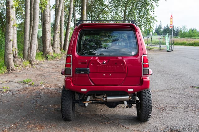 1998 Suzuki Jimny JDM car for sale — photo 4 of 13