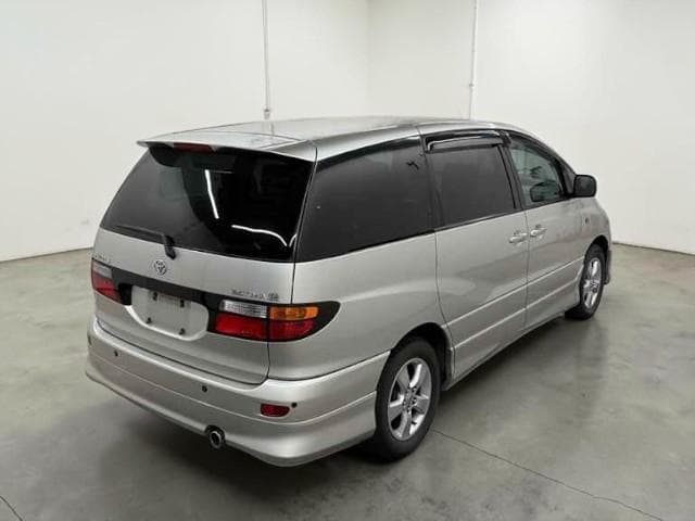 2000 Toyota Estima JDM car for sale — photo 4 of 7