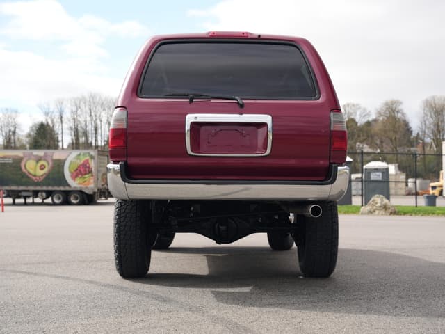 1998 Toyota Hilux Surf JDM car for sale — photo 6 of 14