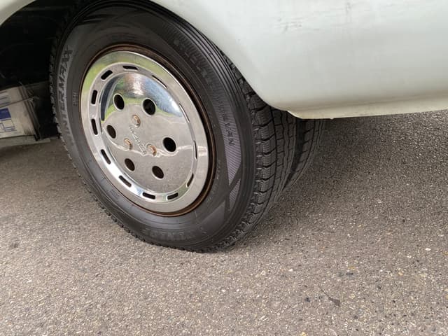 1996 Isuzu Elf JDM car for sale — photo 10 of 25