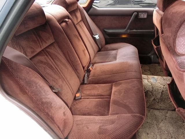 1988 Nissan Gloria JDM car for sale — photo 25 of 25