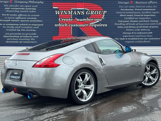2009 Nissan Fairlady Z JDM car for sale — photo 2 of 25