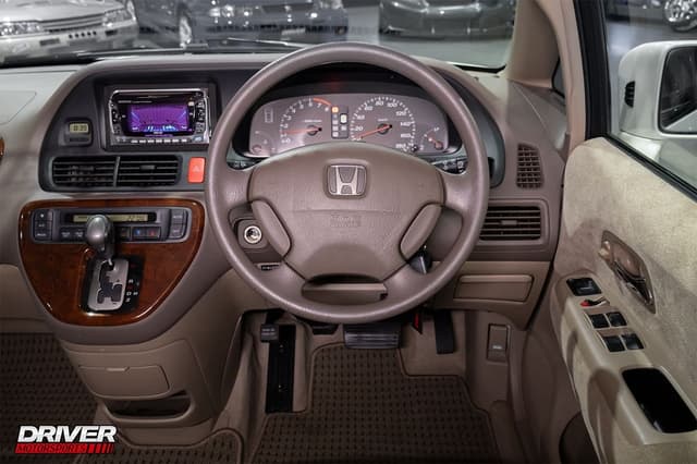 2000 Honda Odyssey JDM car for sale — photo 3 of 25