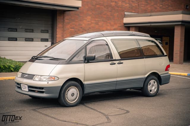 1995 Toyota Estima JDM car for sale — photo 8 of 25