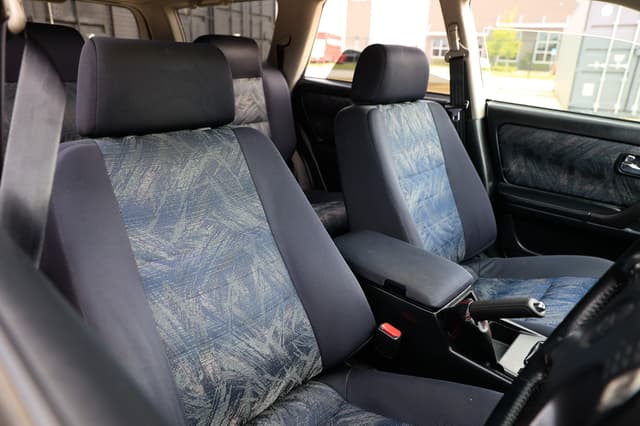 2000 Nissan Stagea JDM car for sale — photo 10 of 25
