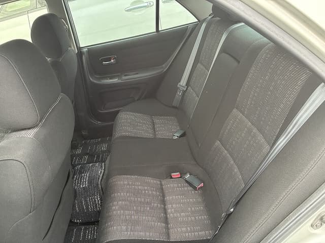 1999 Toyota Altezza JDM car for sale — photo 5 of 6