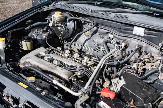 1999 Nissan Rnessa JDM car for sale — photo 12 of 15