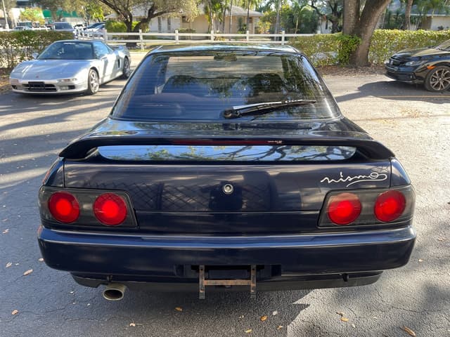 1989 Nissan Skyline JDM car for sale — photo 6 of 17