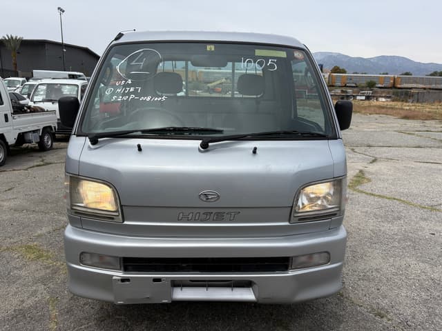 2000 Daihatsu Hijet JDM car for sale — photo 2 of 25
