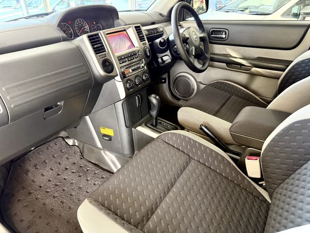 2004 Nissan X Trail JDM car for sale — photo 5 of 5