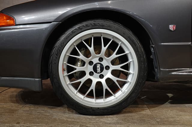 1990 Nissan Skyline JDM car for sale — photo 11 of 25