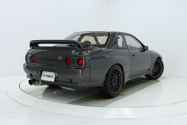 1991 Nissan Skyline JDM car for sale — photo 3 of 25