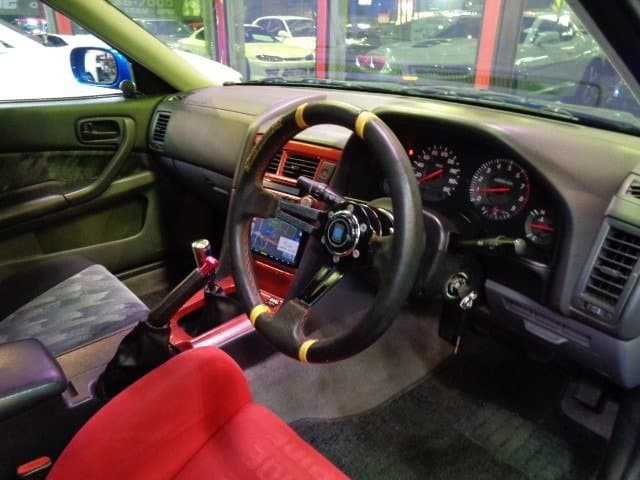 1998 Nissan Skyline JDM car for sale — photo 16 of 24