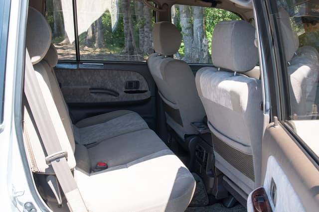 2001 Toyota Land Cruiser Prado JDM car for sale — photo 11 of 15