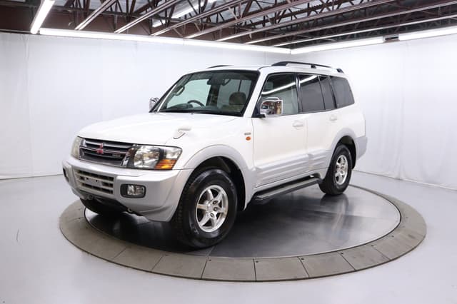2000 Mitsubishi Pajero JDM car for sale — photo 2 of 25