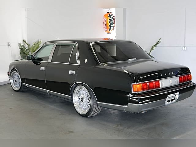 1999 Toyota Century JDM car for sale — photo 5 of 25