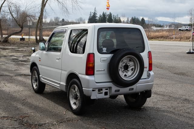 2000 Suzuki Jimny JDM car for sale — photo 6 of 14