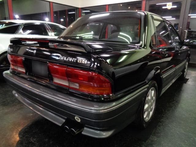1990 Mitsubishi Galant JDM car for sale — photo 2 of 25