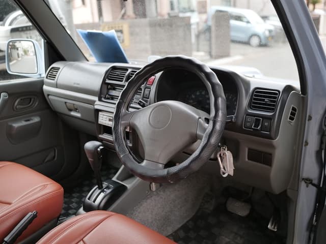 2001 Suzuki Jimny JDM car for sale — photo 25 of 25