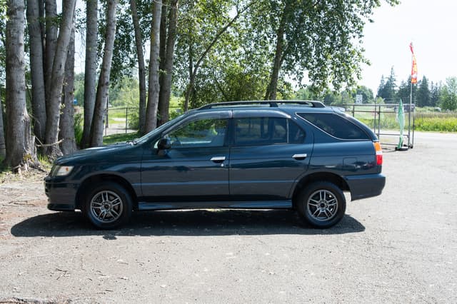 1999 Nissan Rnessa JDM car for sale — photo 8 of 15