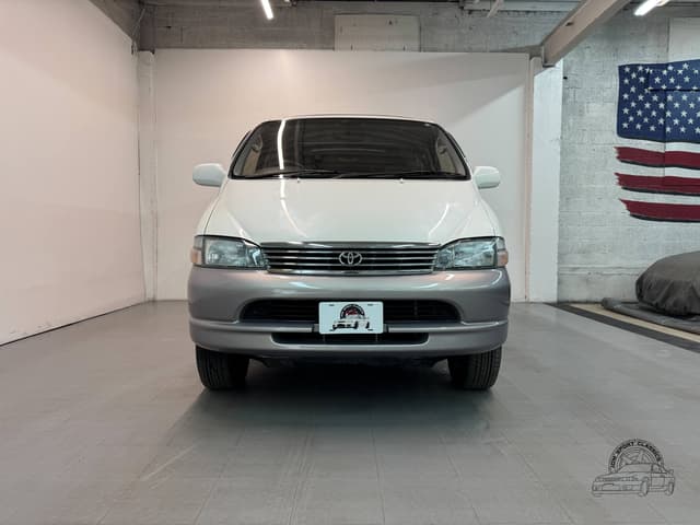 1997 Toyota Granvia JDM car for sale — photo 6 of 25