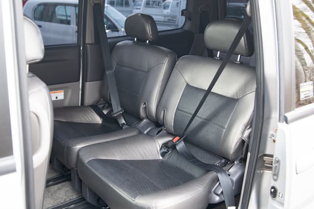 2001 Nissan Serena JDM car for sale — photo 9 of 15