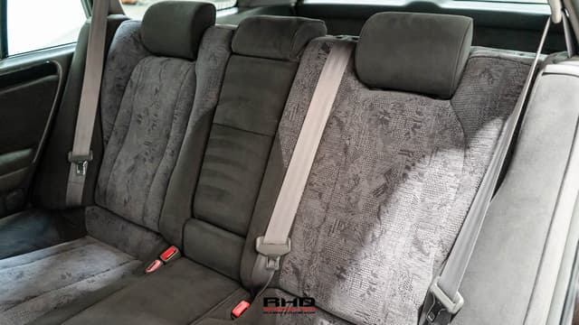 2001 Toyota Crown JDM car for sale — photo 22 of 25