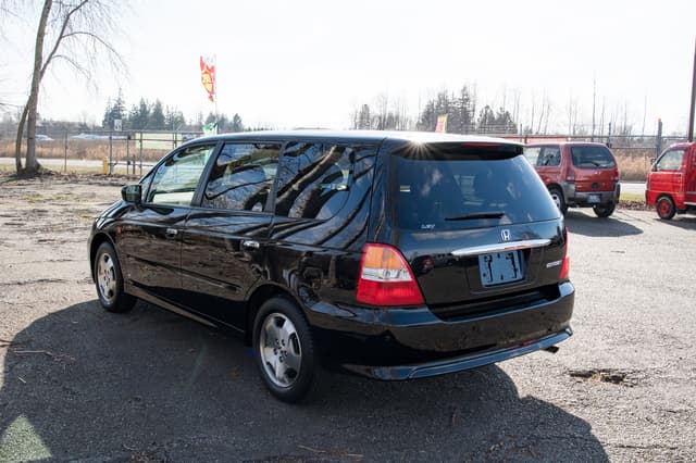 1999 Honda Odyssey JDM car for sale — photo 4 of 15