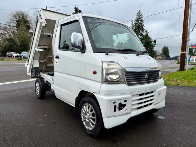 2000 Mitsubishi Minicab JDM car for sale — photo 2 of 25