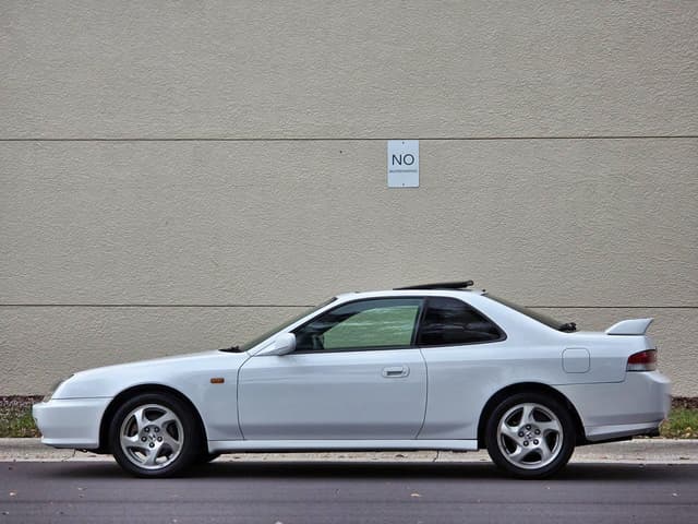 2000 Honda Prelude JDM car for sale — photo 3 of 25