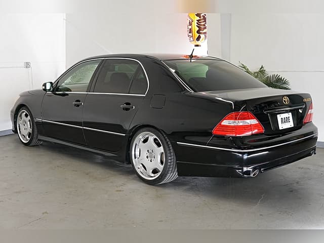 2002 Toyota Celsior JDM car for sale — photo 3 of 25