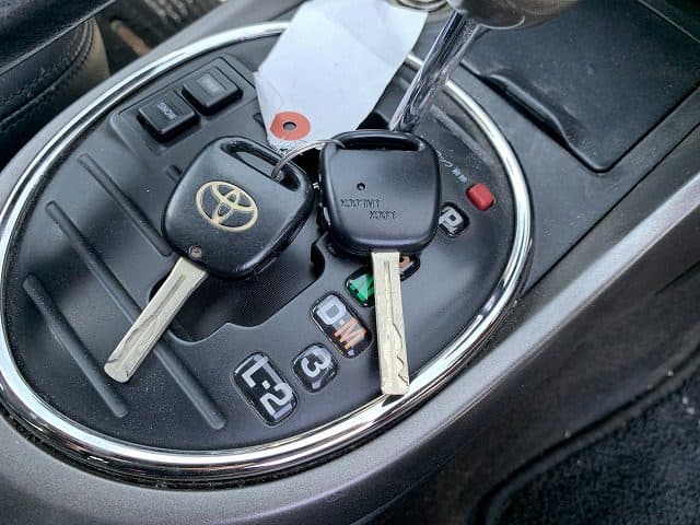 1999 Toyota Altezza JDM car for sale — photo 8 of 13