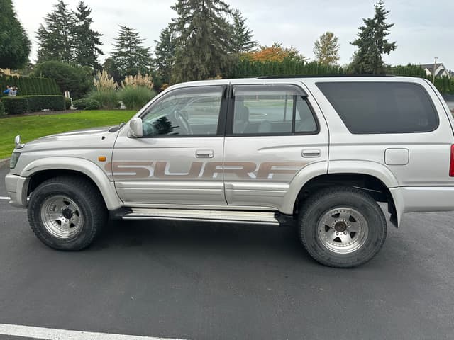 1997 Toyota Hilux Surf JDM car for sale — photo 2 of 10