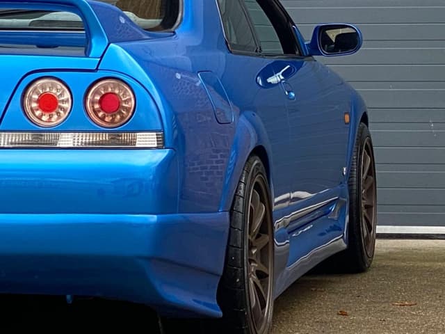 1995 Nissan Skyline JDM car for sale — photo 9 of 25