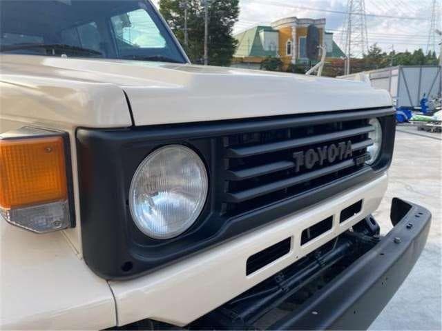 1993 Toyota Land Cruiser JDM car for sale — photo 21 of 25