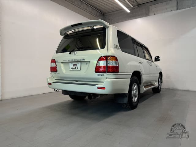 1998 Toyota Land Cruiser JDM car for sale — photo 14 of 25