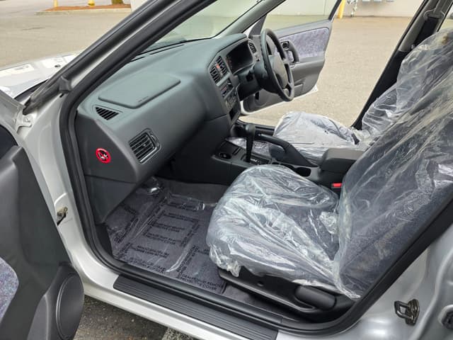 1997 Nissan Primera JDM car for sale — photo 13 of 20